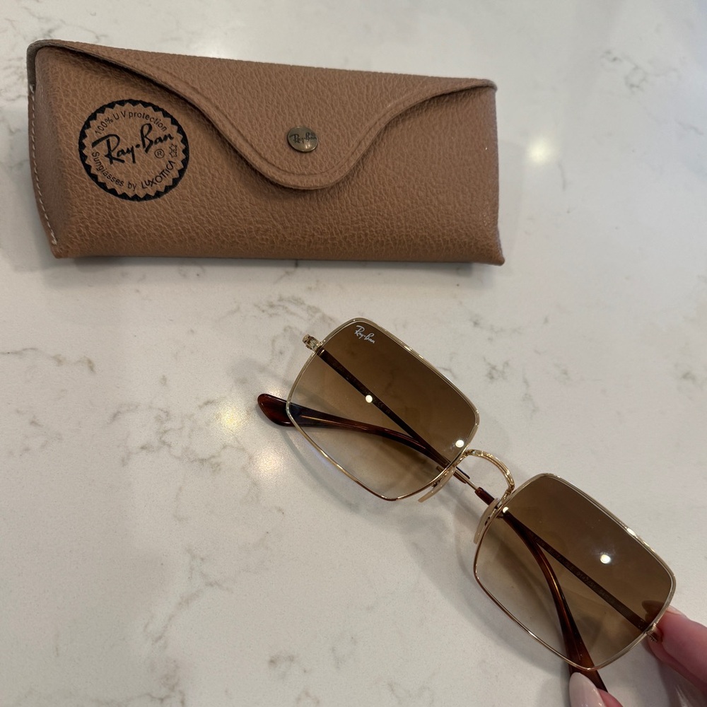 RayBan Rectangle 1969 sunglasses + case